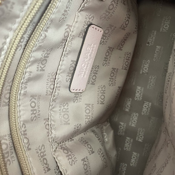 Michael Kors Large Tote Bag - Picture 10 of 12